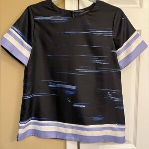 Banana Republic Size Small blouse in excellent condition black, blue and white